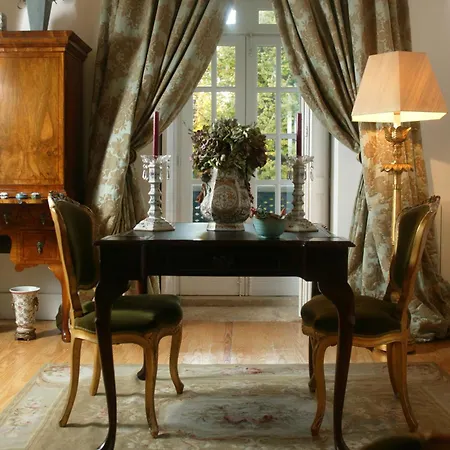 Otel Rural Casa Dos Viscondes Da Varzea 4*