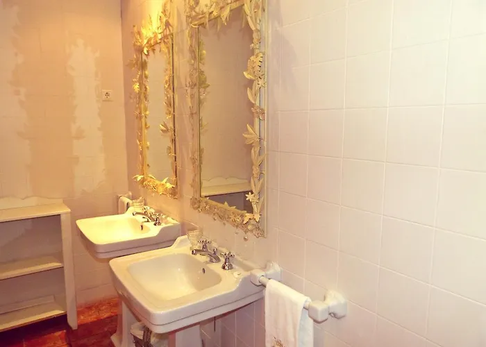 Rural Casa Dos Viscondes Da Varzea Hotel 4*